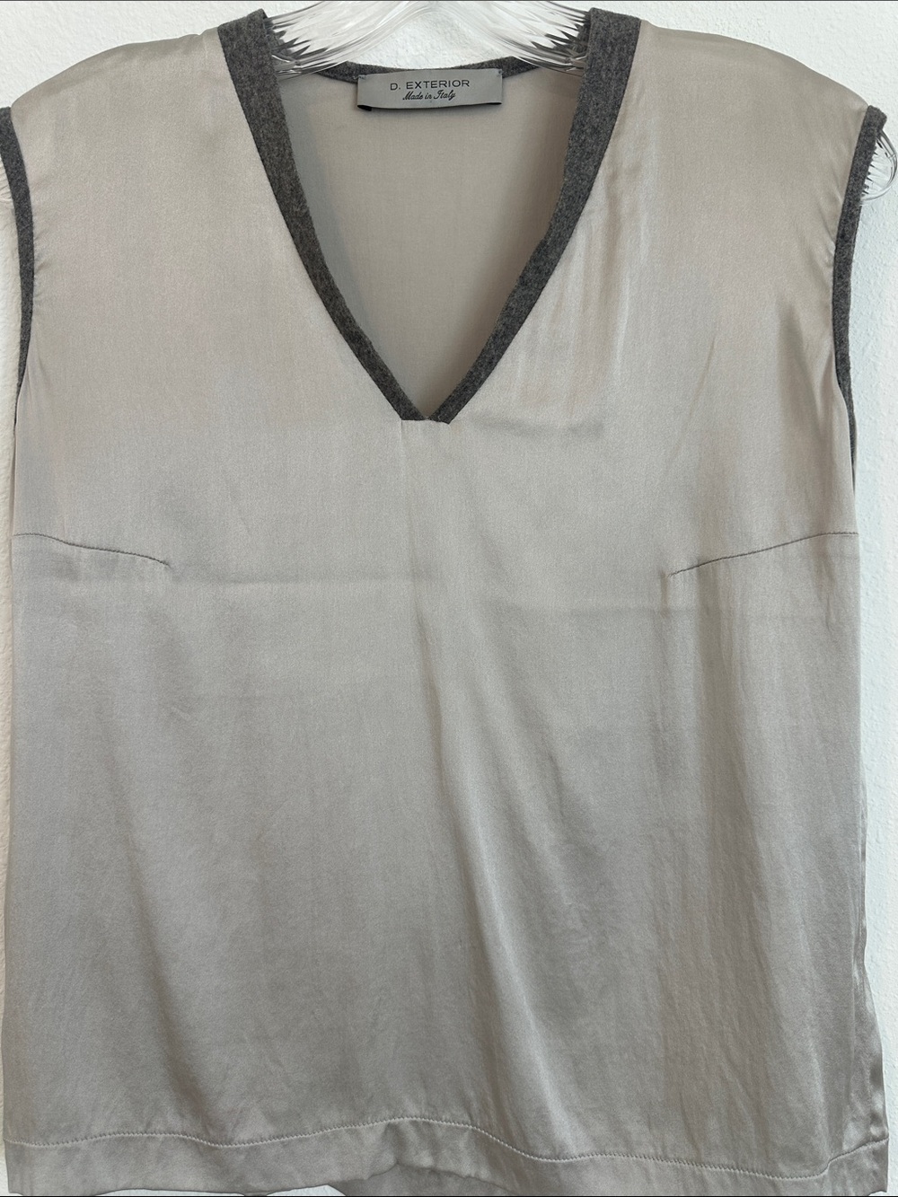 D.Exterior top